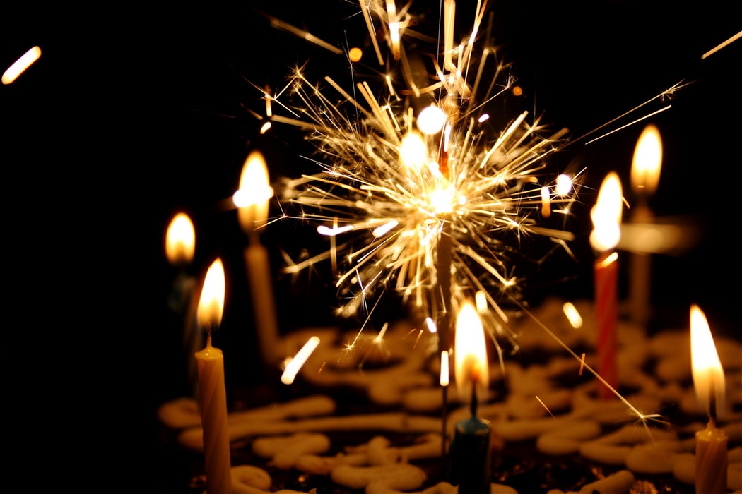 Demain, venez souffler les bougies pour le dixième anniversaire de la  Médiathèque ! Après toute une journée d'animations, vous pourrez aussi  déguster une, By Ville de Tarnos